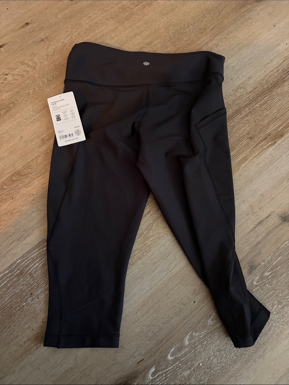 Athleta Interval Stash Capri Petite Size Medium